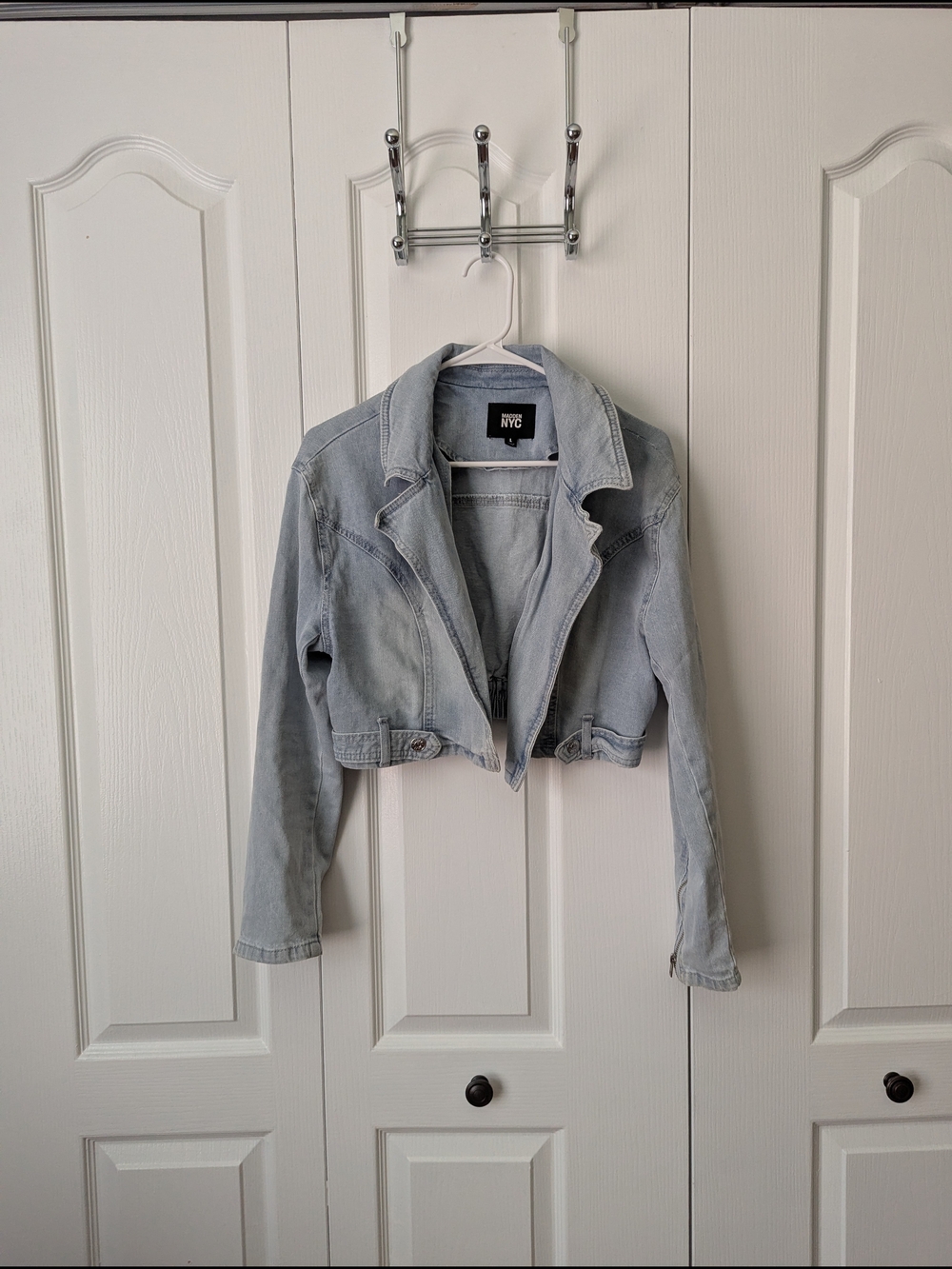 NYC Light Wash Cropped Denim Jacket - Pale Blue